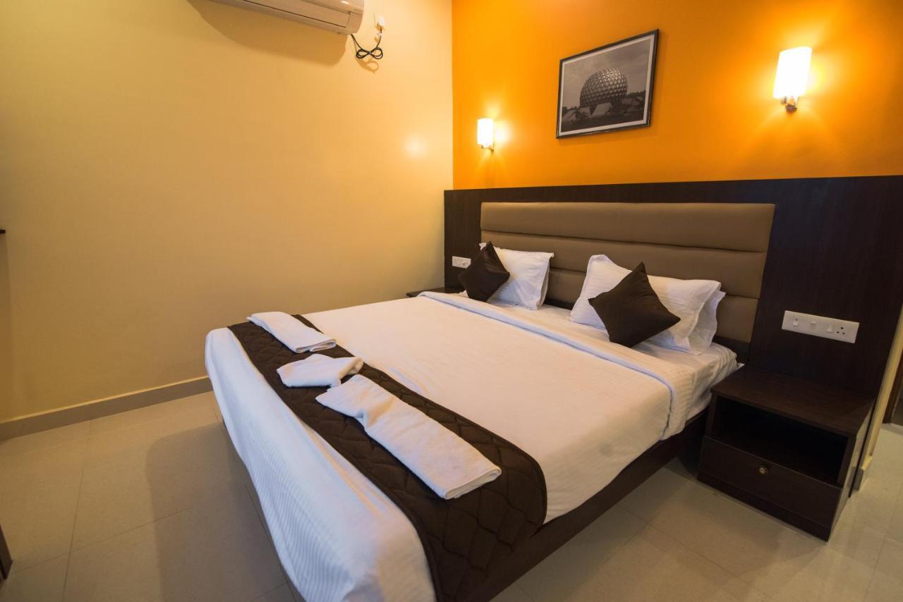 Saffron Vilva Hotel ปอนดิเชอรี ภายนอก รูปภาพ