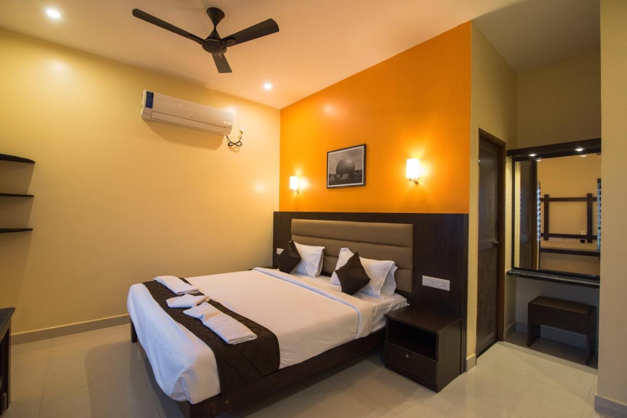 Saffron Vilva Hotel ปอนดิเชอรี ภายนอก รูปภาพ