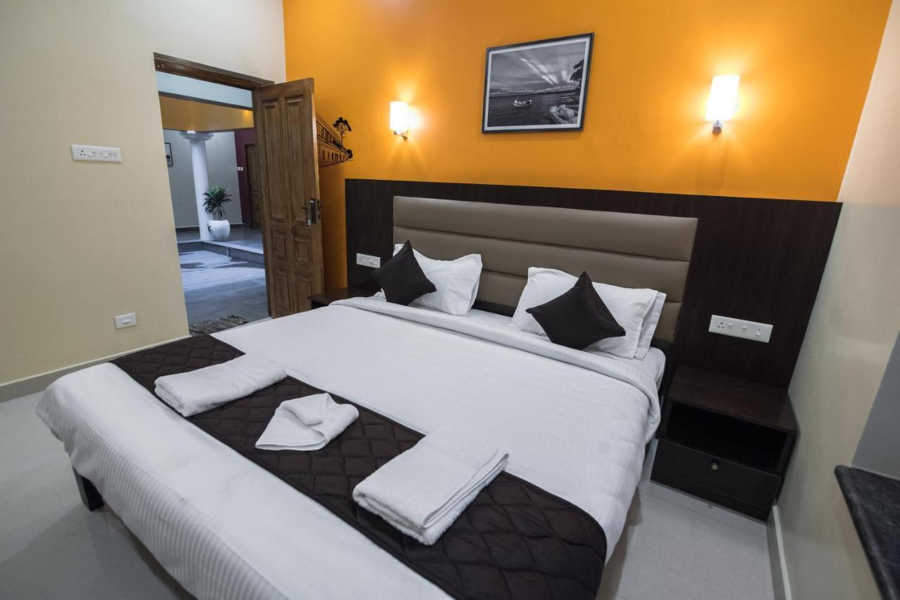 Saffron Vilva Hotel ปอนดิเชอรี ภายนอก รูปภาพ