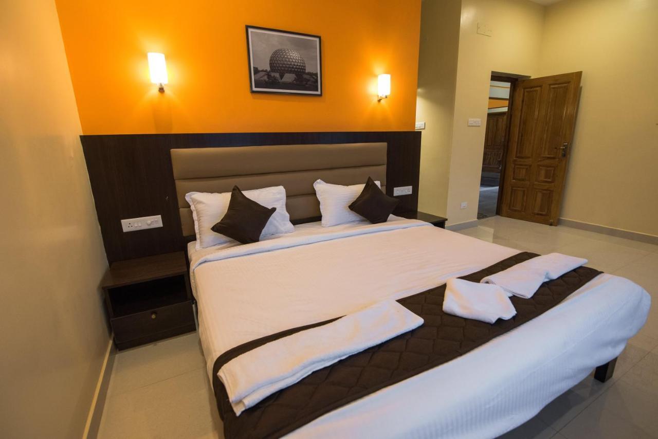 Saffron Vilva Hotel ปอนดิเชอรี ภายนอก รูปภาพ