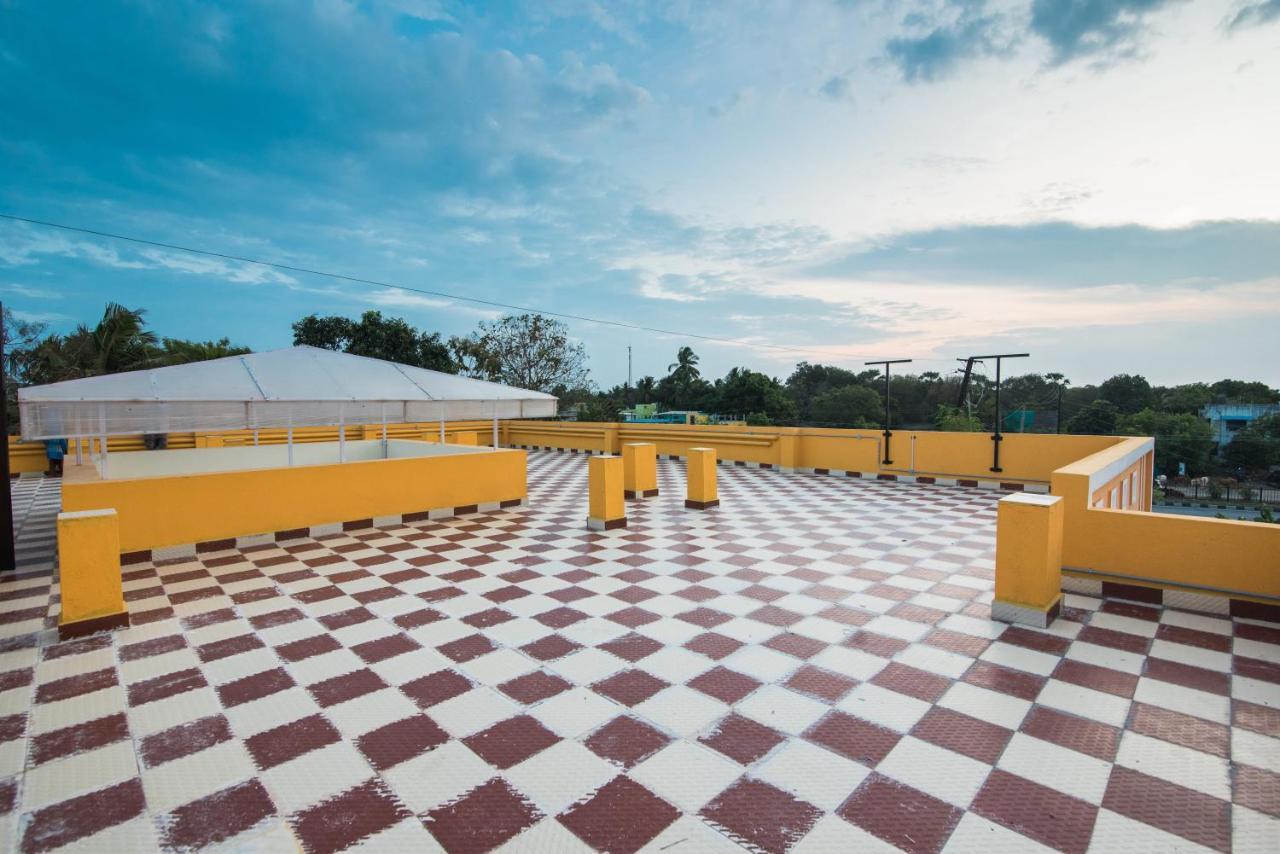 Saffron Vilva Hotel ปอนดิเชอรี ภายนอก รูปภาพ